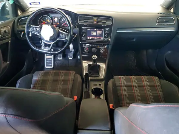 3VW547AU7JM295999 2018 VOLKSWAGEN GTI - Image 8
