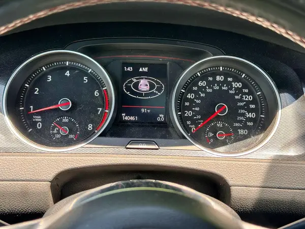 3VW547AU8HM004968 2017 VOLKSWAGEN GTI - Image 8
