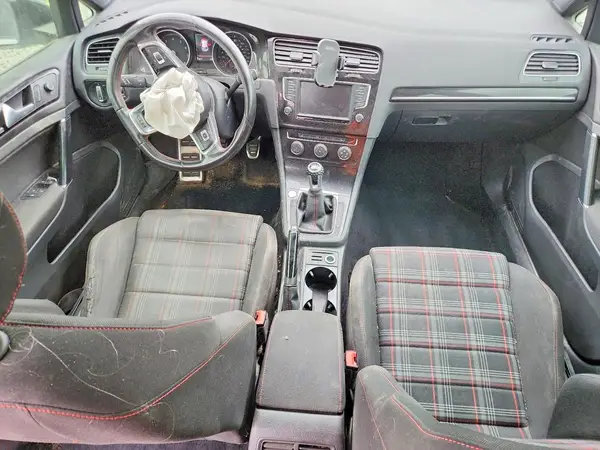 3VW547AU8HM040532 2017 VOLKSWAGEN GTI - Image 8