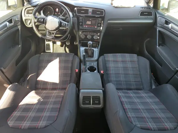 3VW547AU8JM292240 2018 VOLKSWAGEN GTI - Image 8