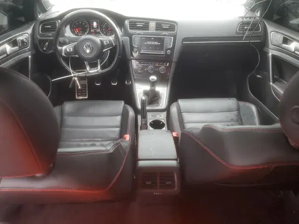 3VW547AU9HM005529 2017 VOLKSWAGEN GTI - Image 8