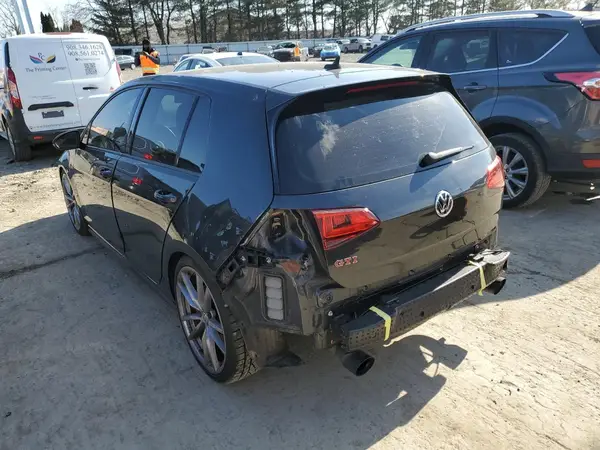 3VW547AU9HM012268 2017 VOLKSWAGEN GTI - Image 2