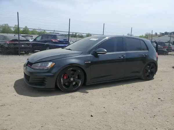 3VW547AU9HM057887 2017 VOLKSWAGEN GTI - Image 1