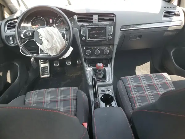 3VW547AU9HM067383 2017 VOLKSWAGEN GTI - Image 8