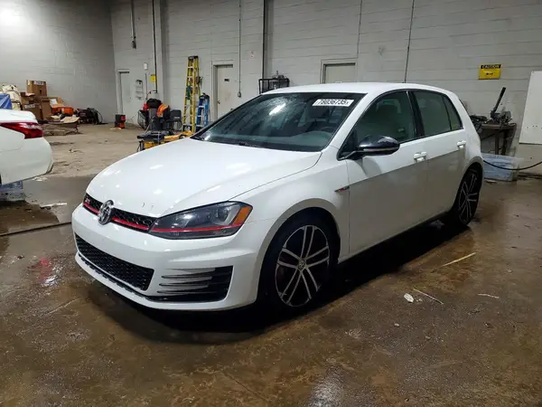 3VW547AU9HM076424 2017 VOLKSWAGEN GTI - Image 1