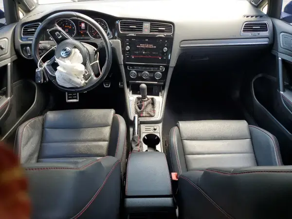 3VW547AU9JM264639 2018 VOLKSWAGEN GTI - Image 8