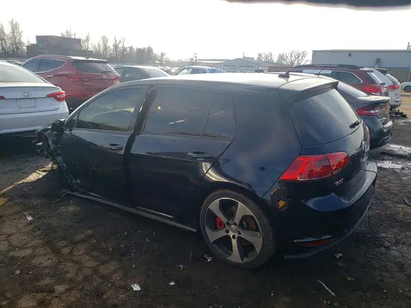 3VW547AUXHM008231 2017 VOLKSWAGEN GTI - Image 2