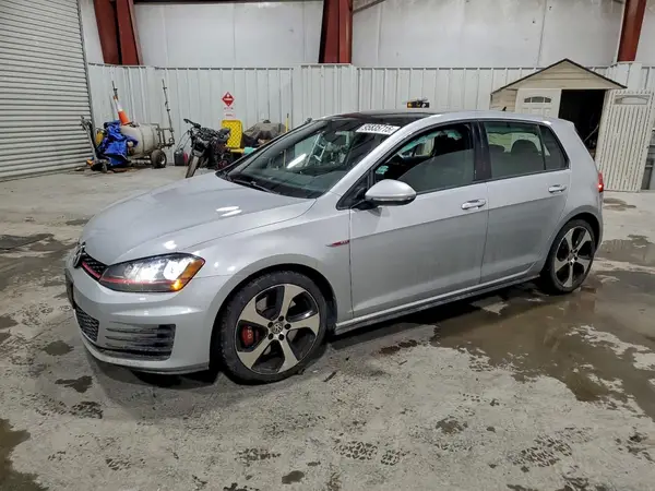 3VW547AUXHM038961 2017 VOLKSWAGEN GTI - Image 1
