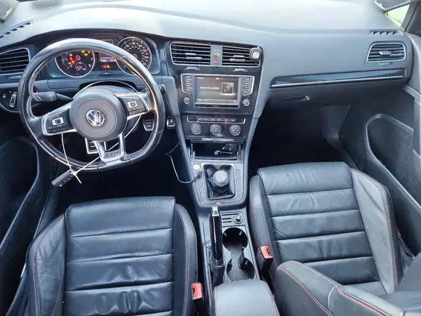 3VW547AUXHM045506 2017 VOLKSWAGEN GTI - Image 8