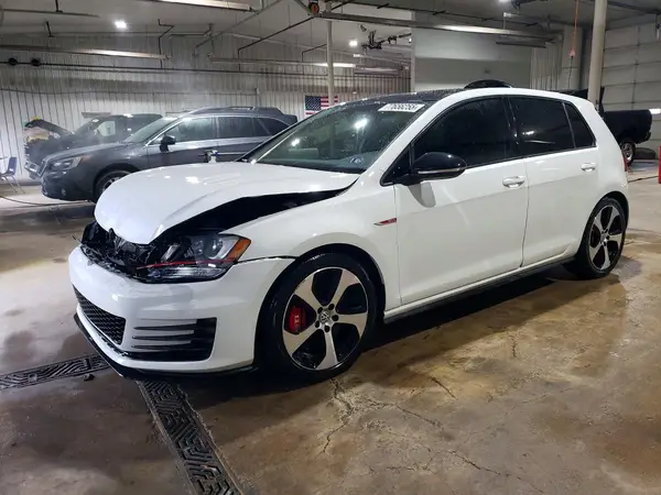 3VW547AUXHM075511 2017 VOLKSWAGEN GTI - Image 1