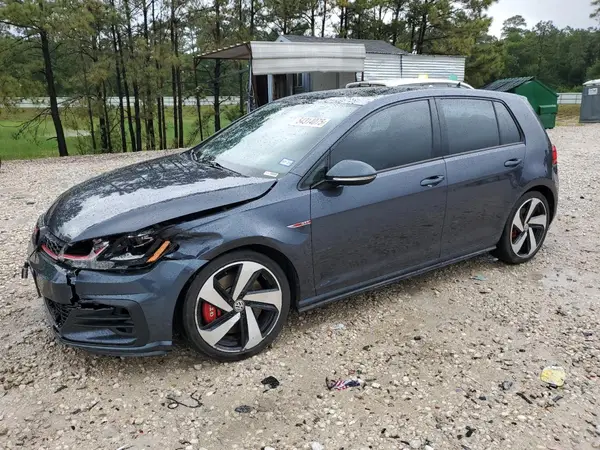 3VW547AUXJM251687 2018 VOLKSWAGEN GOLF - Image 1
