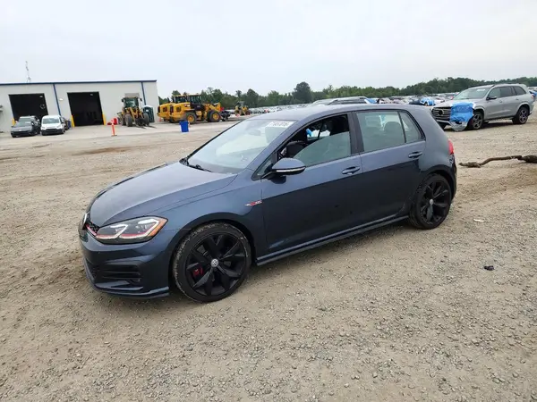 3VW547AUXJM294152 2018 VOLKSWAGEN GTI - Image 1