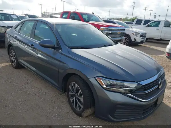 3VW5M7BU1RM004990 2024 VOLKSWAGEN JETTA - Image 1