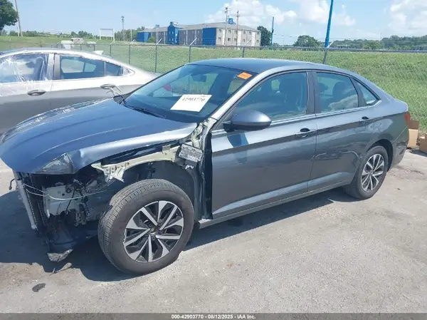 3VW5M7BU1RM074392 2024 VOLKSWAGEN JETTA - Image 2