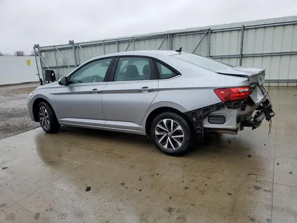3VW5M7BU2RM090004 2024 VOLKSWAGEN JETTA - Image 2
