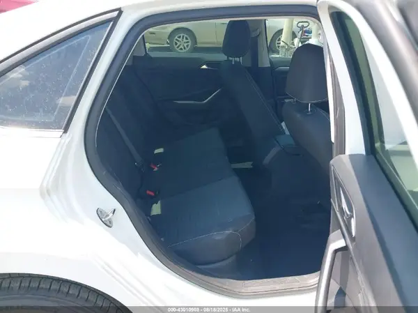 3VW5M7BU2RM094943 2024 VOLKSWAGEN JETTA - Image 8