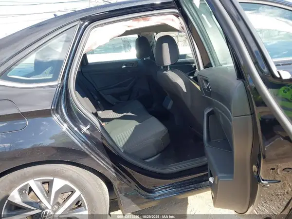3VW5M7BU3RM088083 2024 VOLKSWAGEN JETTA - Image 8