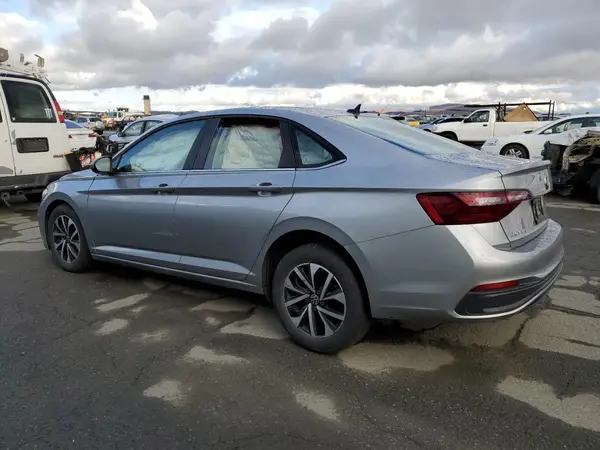 3VW5M7BU4RM058705 2024 VOLKSWAGEN JETTA - Image 2