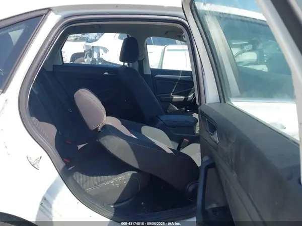 3VW5M7BU5RM030184 2024 VOLKSWAGEN JETTA - Image 8