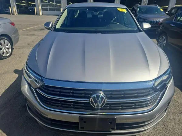 3VW5M7BU5RM054016 2024 VOLKSWAGEN JETTA - Image 1