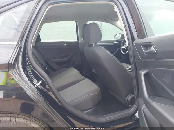 3VW5M7BU6RM073299 2024 VOLKSWAGEN JETTA - Image 8