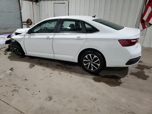 3VW5M7BU6RM085842 2024 VOLKSWAGEN JETTA - Image 2