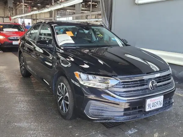 3VW5M7BU8RM054740 2024 VOLKSWAGEN JETTA - Image 1