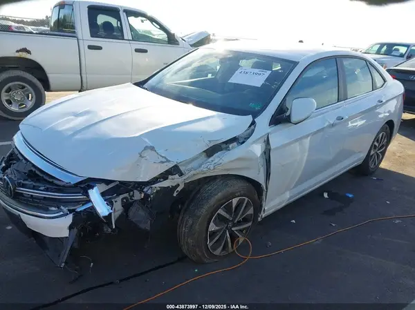 3VW5M7BU8RM068721 2024 VOLKSWAGEN JETTA - Image 2