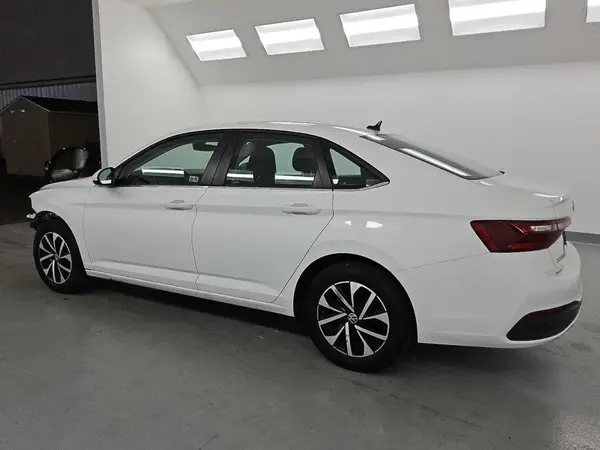 3VW5M7BU8RM071196 2024 VOLKSWAGEN JETTA - Image 2