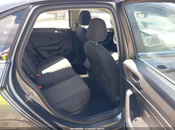 3VW5M7BUXRM001814 2024 VOLKSWAGEN JETTA - Image 8