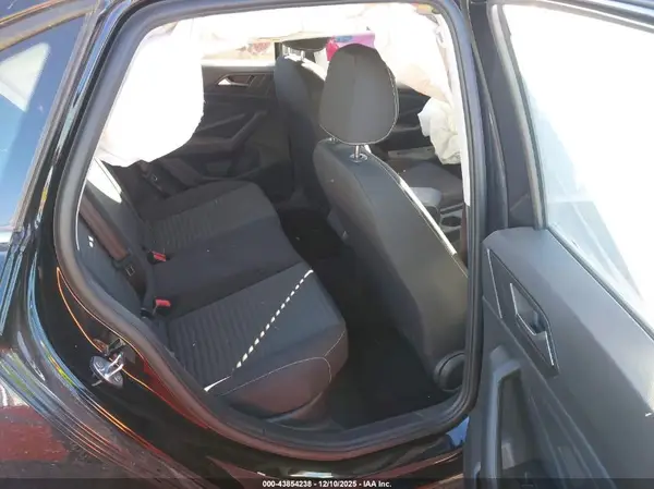 3VW5M7BUXRM088095 2024 VOLKSWAGEN JETTA - Image 8