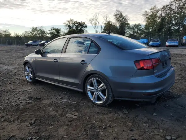 3VW5T7AJ0HM289965 2017 VOLKSWAGEN JETTA - Image 2