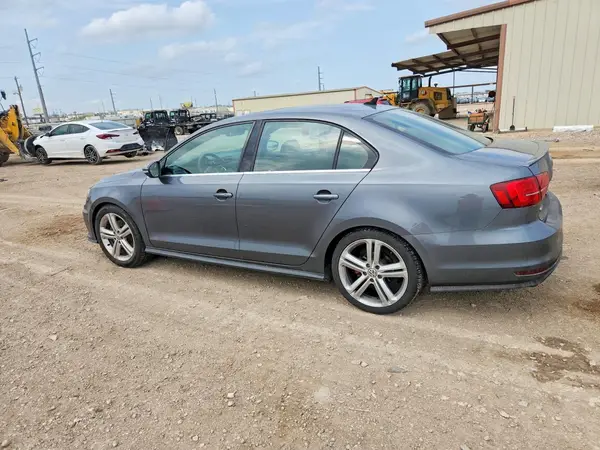 3VW5T7AJ0HM296902 2017 VOLKSWAGEN JETTA - Image 2
