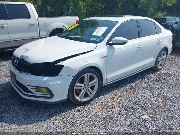 3VW5T7AJ0HM402748 2017 VOLKSWAGEN JETTA - Image 2