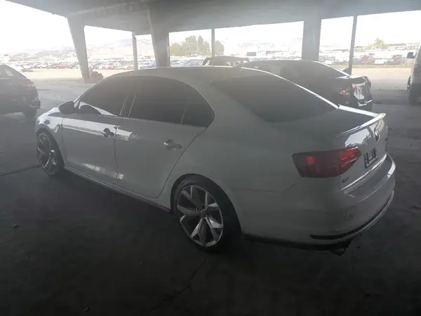 3VW5T7AJ1HM323041 2017 VOLKSWAGEN JETTA - Image 2