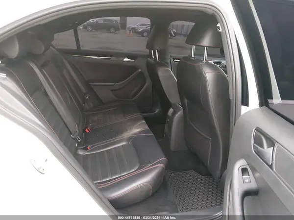 3VW5T7AJ1HM332676 2017 VOLKSWAGEN JETTA - Image 8