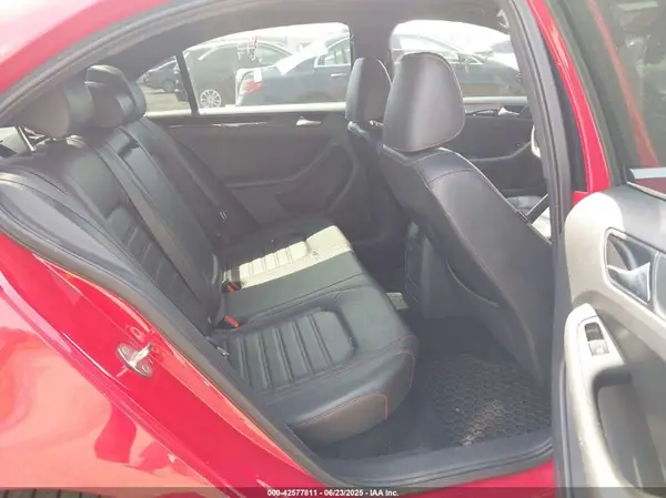 3VW5T7AJ2GM384025 2016 VOLKSWAGEN JETTA - Image 8
