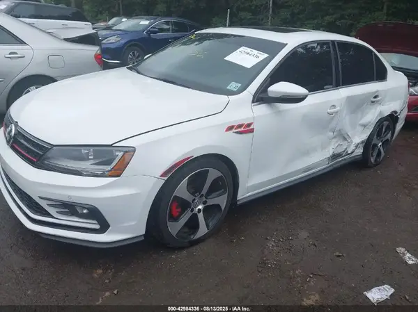 3VW5T7AJ3HM262680 2017 VOLKSWAGEN JETTA - Image 2
