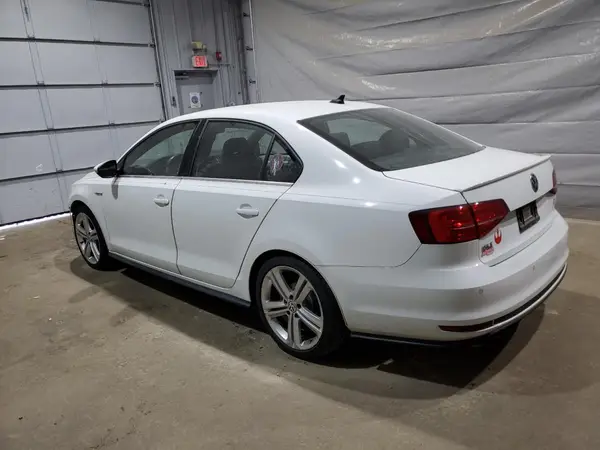 3VW5T7AJ3HM332632 2017 VOLKSWAGEN JETTA - Image 2