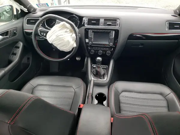 3VW5T7AJ3HM366022 2017 VOLKSWAGEN JETTA - Image 8