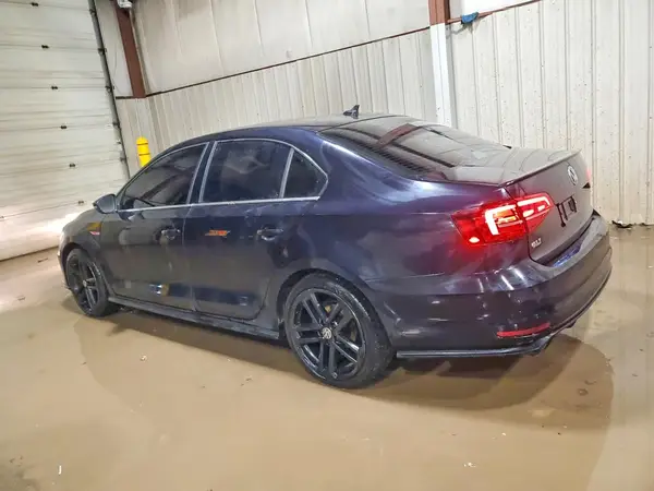 3VW5T7AJ4HM215416 2017 VOLKSWAGEN JETTA - Image 2