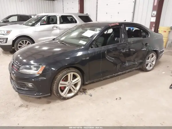 3VW5T7AJ4HM336124 2017 VOLKSWAGEN JETTA - Image 2