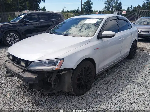 3VW5T7AJ4HM364814 2017 VOLKSWAGEN JETTA - Image 2