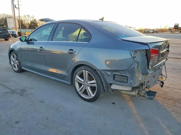 3VW5T7AJ6HM280381 2017 VOLKSWAGEN JETTA - Image 2