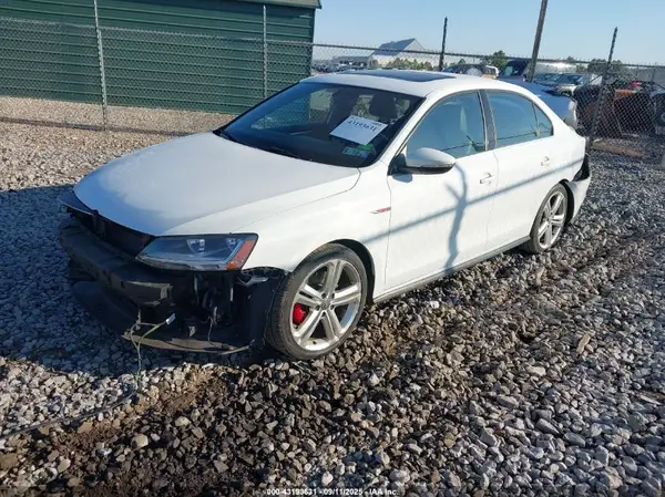 3VW5T7AJ6HM343771 2017 VOLKSWAGEN JETTA - Image 2