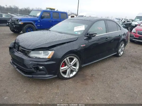 3VW5T7AJ7HM329751 2017 VOLKSWAGEN JETTA - Image 2
