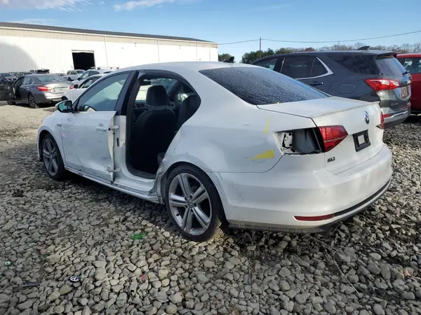 3VW5T7AJ7HM377623 2017 VOLKSWAGEN JETTA - Image 2