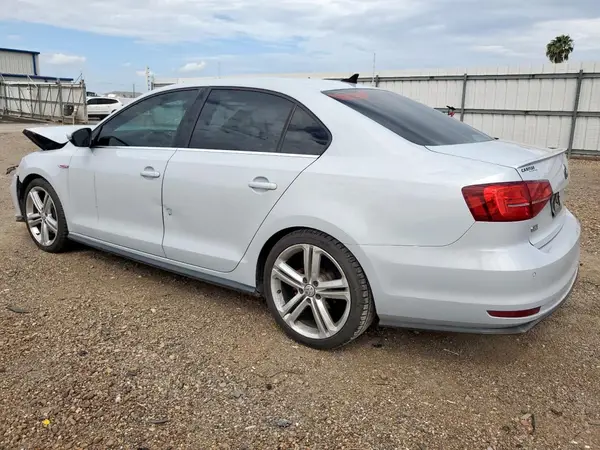 3VW5T7AJ7HM400303 2017 VOLKSWAGEN JETTA - Image 2