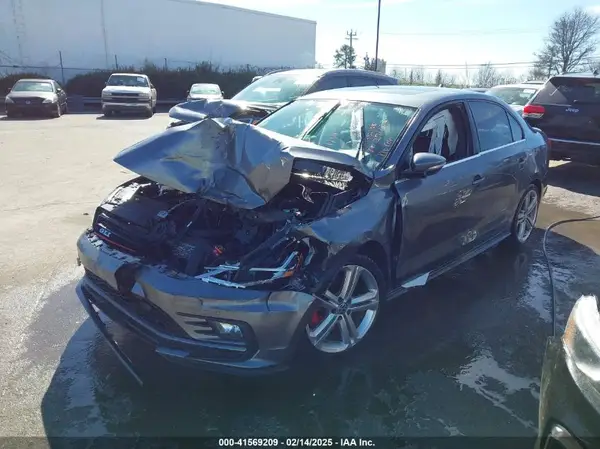3VW5T7AJ8HM271620 2017 VOLKSWAGEN JETTA - Image 2