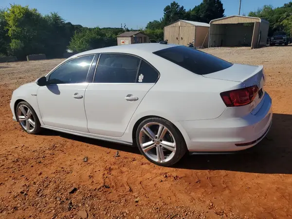 3VW5T7AJ8HM349555 2017 VOLKSWAGEN JETTA - Image 2